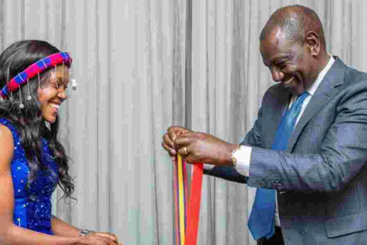 Kenyan Olympians Kipyegon and Chebet Honoured at Prestigious Golden Plate Awards