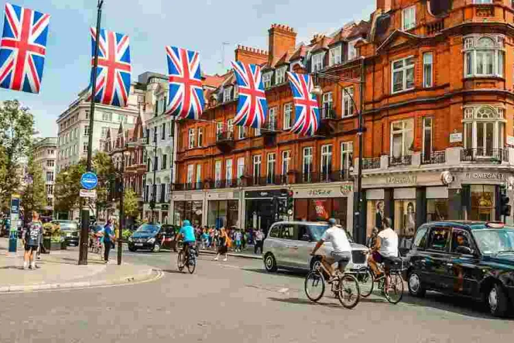 New UK Migration Policy Sets Higher Barriers for Foreign Workers