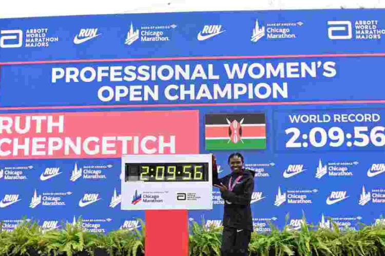 Kenya's Chepngetich Shatters Women's Marathon World Record in Chicago