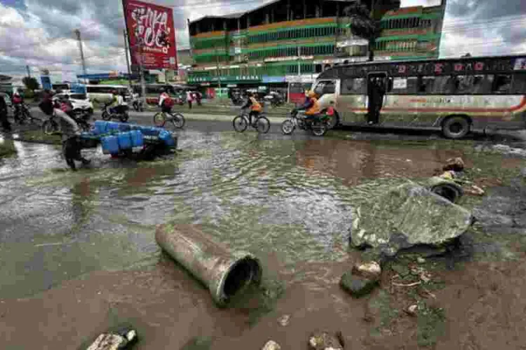 Who's Responsible for Nairobi's Failing Roads?