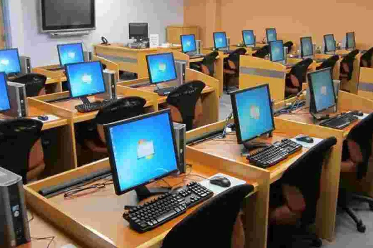 Cybercafés in Kenya Face New Licensing Requirements Including CCTV Installation