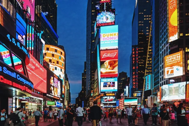 The US Government Challenges New York's Immigration Regulations