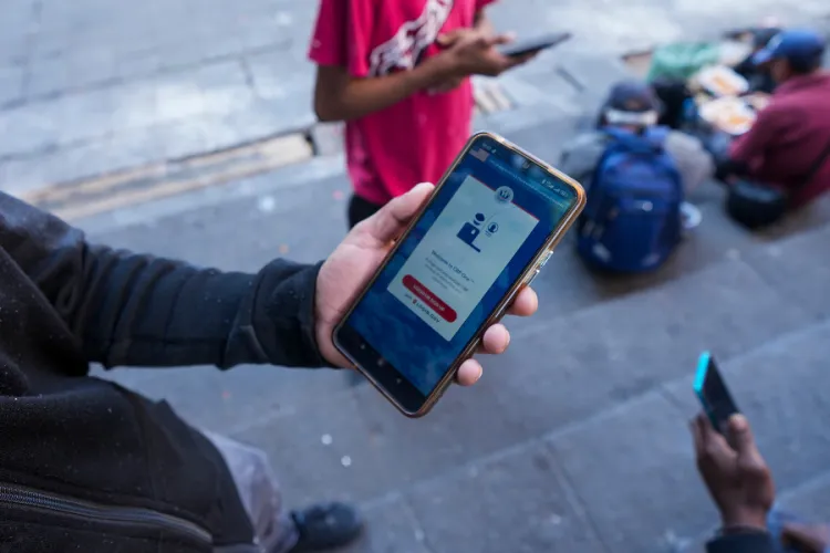 DHS Orders 900,000 Migrants Who Used CBP One App to Leave United States Immediately