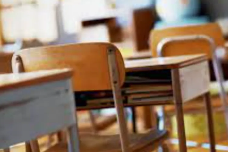US Schools Strengthen "Safe Zone" Policies to Protect Immigrant Students
