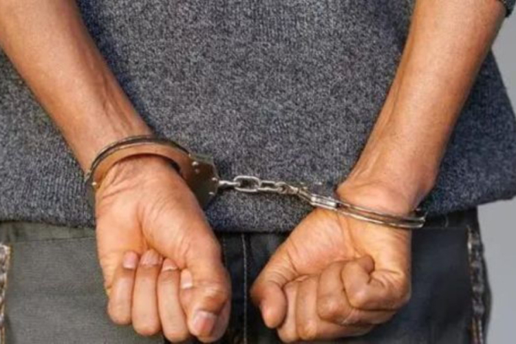 Kenyan Woman Arrested in Mumbai Airport for Cocaine Smuggling