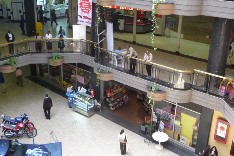 Expos Boost Mall Visitor Numbers Despite Declining Foot Traffic