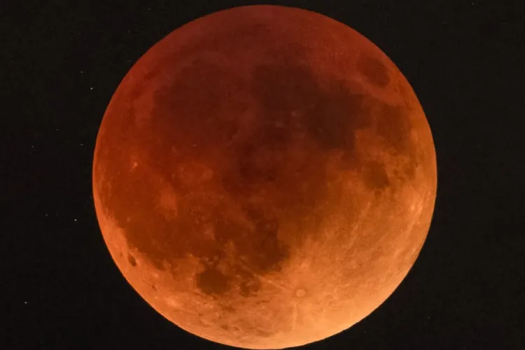Why Muslims Observe Salat al-Khusuf During a Lunar Eclipse