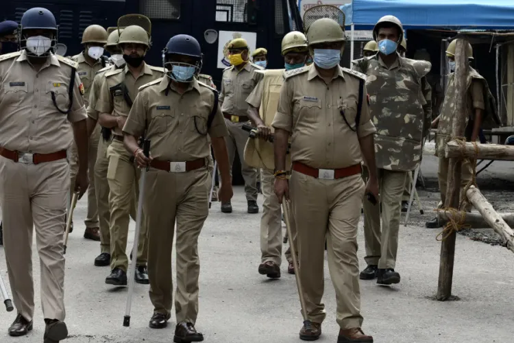 India Begins Deportation of Kenyan Women Found with Expired Visas in Mumbai Hotel