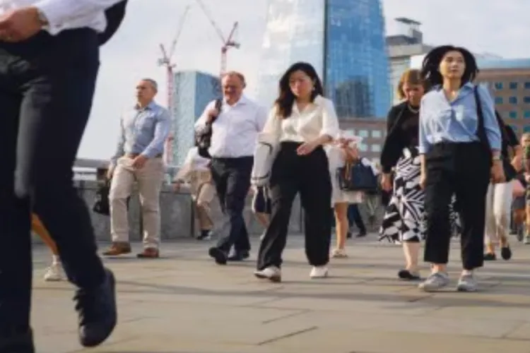 UK High Potential Visa Allows Graduates to Work Without a Job Offer