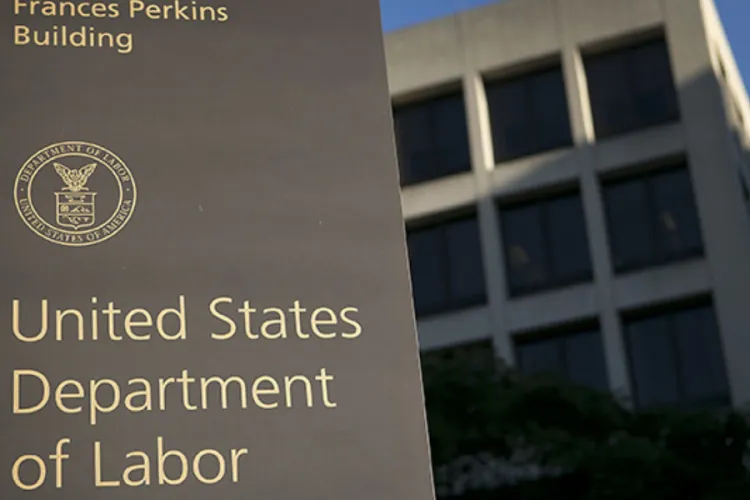 H-1B Filing Resumes: US Launches System for Employers to Submit and Track Applications