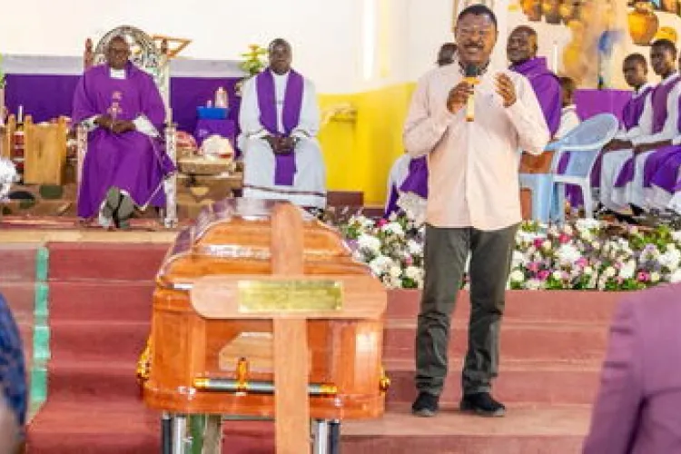 Wetang’ula Urges Leaders to Keep Politics Out of Brother’s Funeral