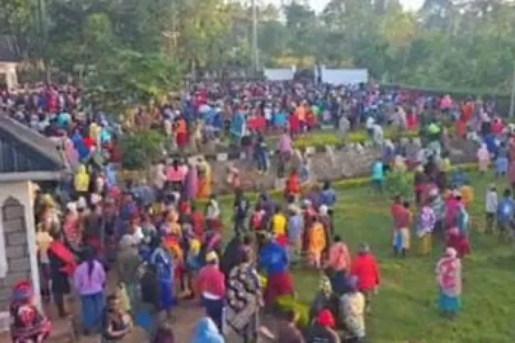 Oscar Sudi, Karen Nyamu and Peter Salasya Distribute Food and Cash Ahead of Christmas