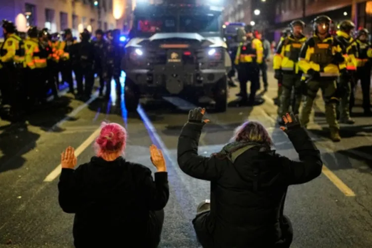 Hundreds of Border Patrol Agents Deployed to Minneapolis Amid Rising Immigration Tensions