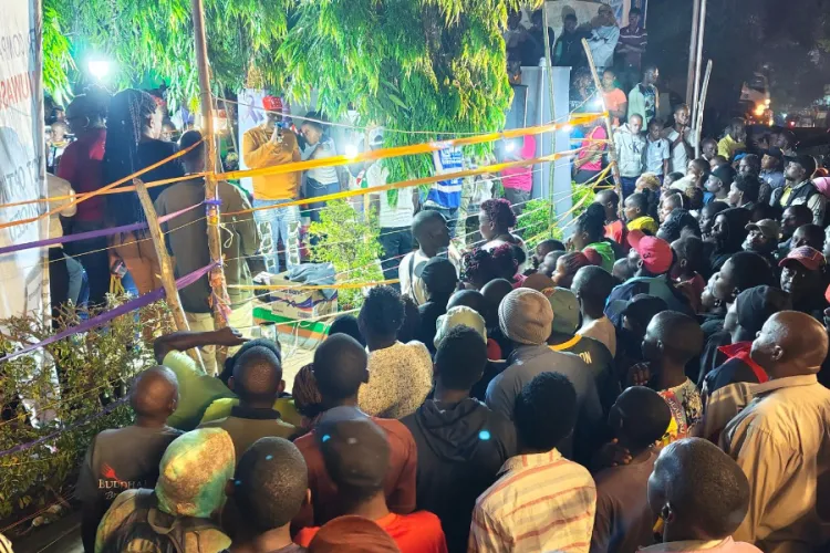 Murang’a Man Surpasses Truphena’s 72-hour Tree-Hugging Record, Draws Massive Crowd