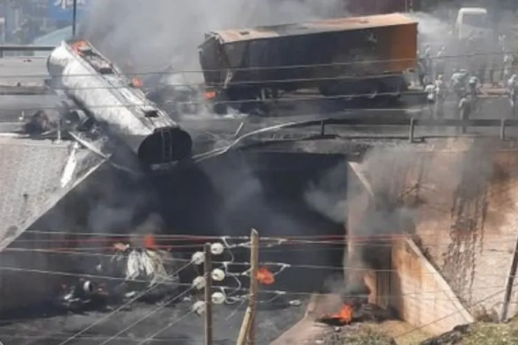 One Killed as Fuel Tanker, Lorry Collide on Nairobi Southern Bypass