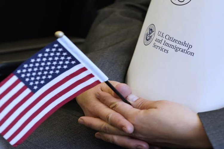 Green Card Holders Warned: Long Stays Abroad Could Lead to Loss of US Residency