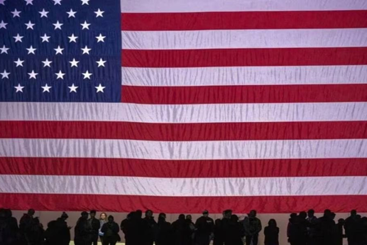 Do Immigrants in the US Pay More Taxes Than US-Born Citizens?