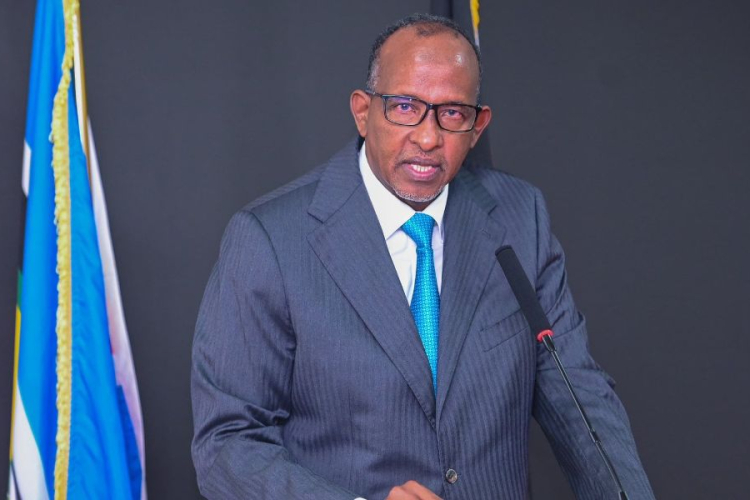 Government Breaks Silence on Reports of Ebola-Exposed Americans Being Sent to Kenya