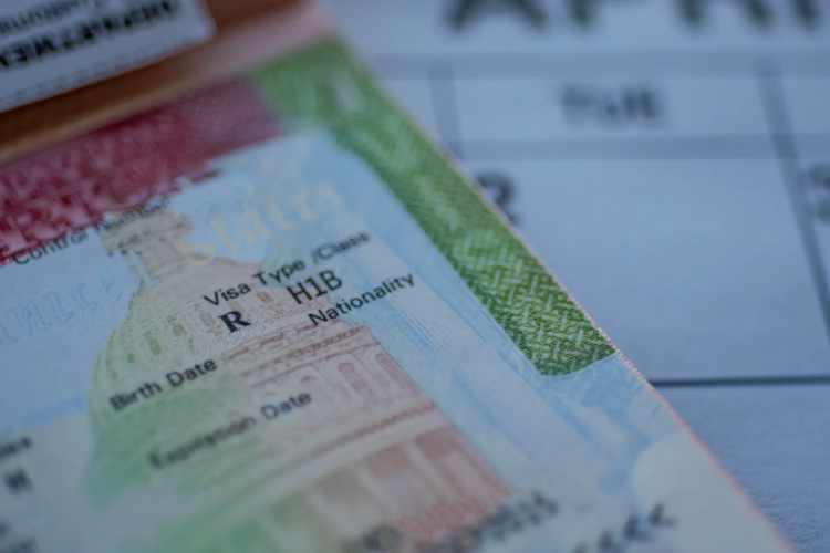 US Proposes Sharp Rise in H-1B Minimum Wages