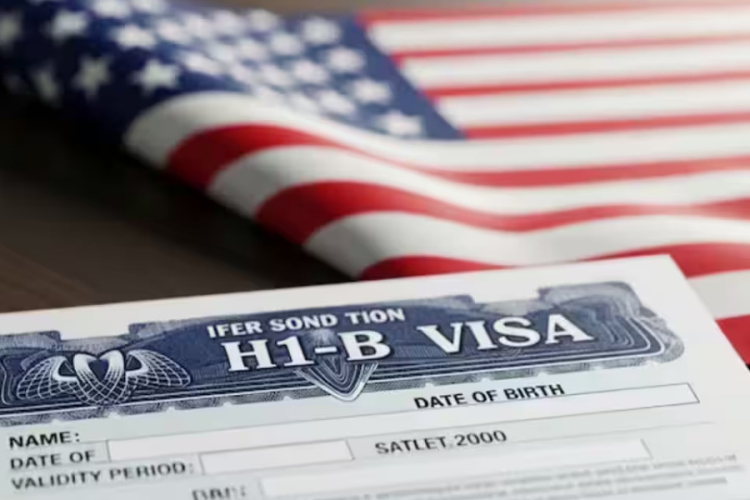 US Approves 273,026 H-1B Renewals in First Nine Months of FY2026