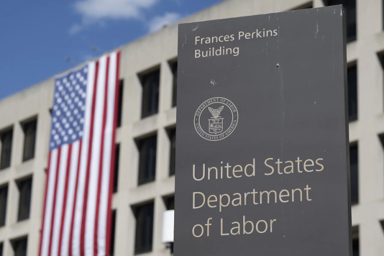 US Plans Tougher Green Card Sponsorship Rules for Foreign Workers