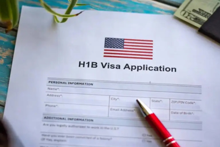 Trump Moves to Overhaul H-1B Visa Programme With New Rules
