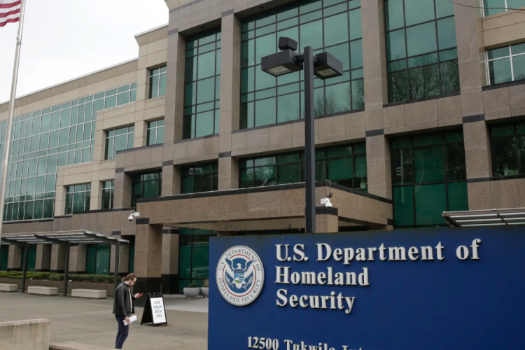 US Tightens H-1B and L-1 Visa Fee Rules