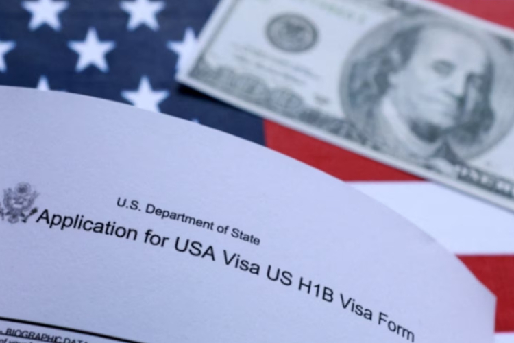 US Foreign Workers Could Be Forced to Leave Immediately After Losing Jobs