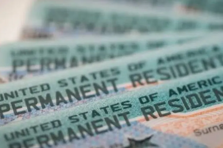 Thousands of Foreign Workers Face Green Card Delays as US Halts Key Immigration Process