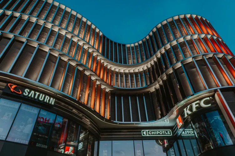 Chipotle's Bold Expansion: US Chain Debuts in Mexico, Faces Cultural and Commercial Challenges