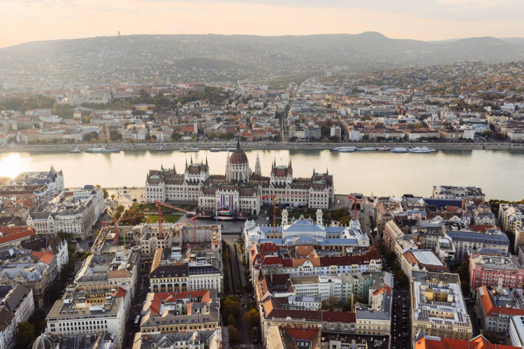 EU to Release Billions to Hungary as Anti-Corruption Reforms Take Shape