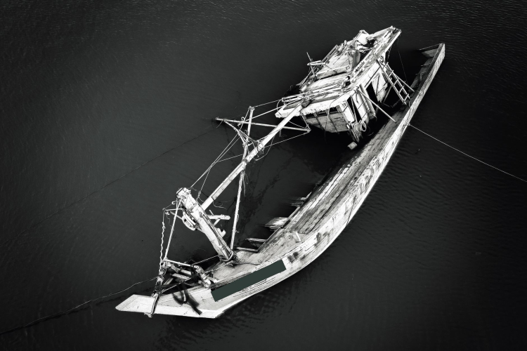 Tragedy at Sea: Hundreds of Rohingya Feared Dead as Boats Sink Amid Pursuit of Safety