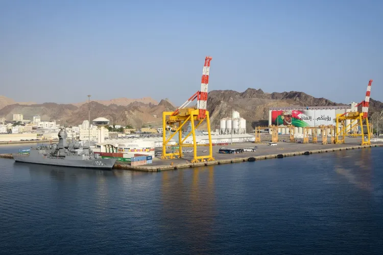 Global Shipping Disruption as Houthi Threats Prompt Tanker U-Turns