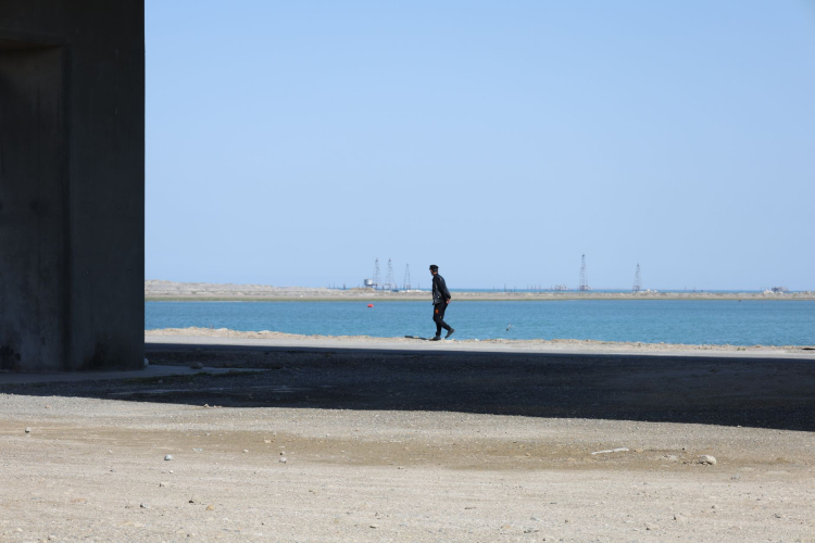 Iran-Oman Talks on Hormuz: A Potential Turning Point Amid Red Sea Tensions