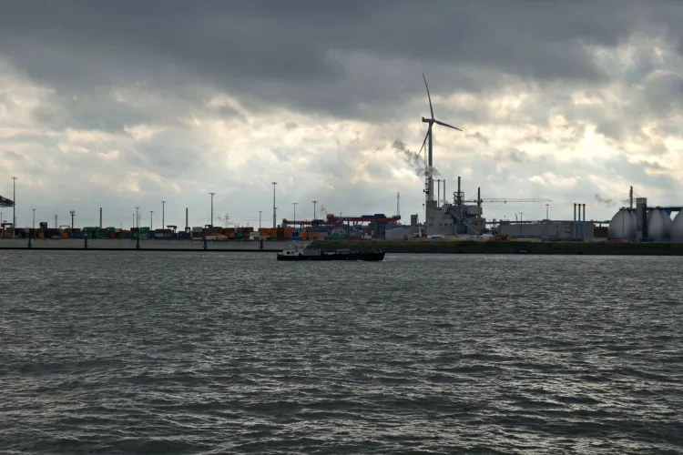 UK Port Faces Legal Battle Over Environmental Impact Amid Global Pressure