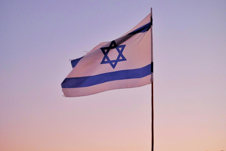 Israeli Attacks Overshadow Eid Celebrations in Gaza Amid Rising Tensions