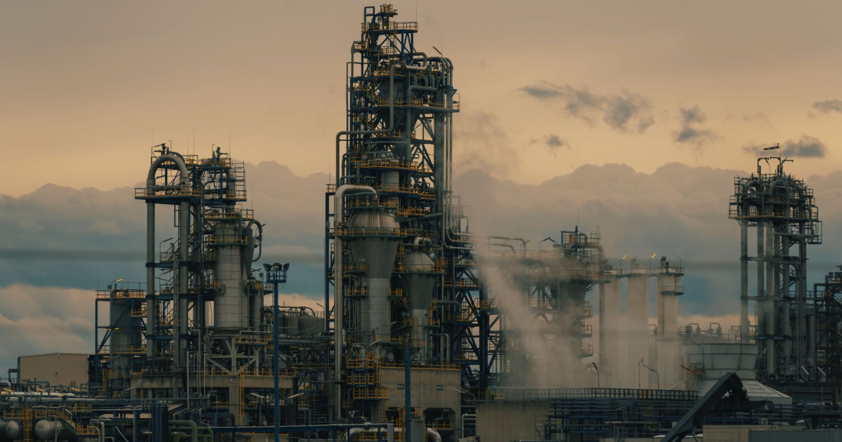Global Oil Prices Stabilize as Middle East Tensions Ease, Impact Felt in Fuel Markets