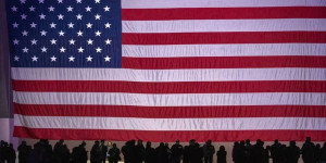 Do Immigrants in the US Pay More Taxes Than US-Born Citizens?