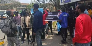 Kamukunji, Eastleigh Traders Protest Outside KRA Over Tax Crackdown