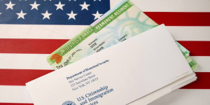 US Green Card Holders Warned Against Five Common Mistakes