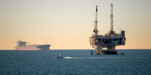 US Targets Oil Tanker as Part of Enforced Blockade Amid Heightened Tensions with Iran